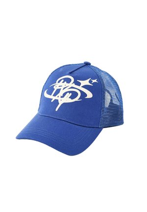 Gorra de béisbol azul con un panel frontal sólido, lados de malla y visera curvada. Presenta un diseño gráfico blanco en la parte frontal.