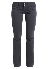 Tmavě šedé, slim-fit džíny vyrobené z měkké tkaniny s příměsí bavlny. Mají dvě přední kapsy, zapínání na knoflík a jemné detaily prošívání.