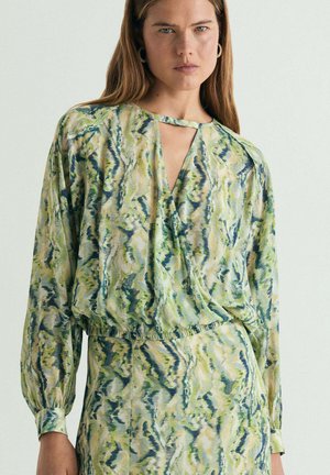 Scalpers, SCALPERS SCPRINTED BLOUSE - Blusa - green
