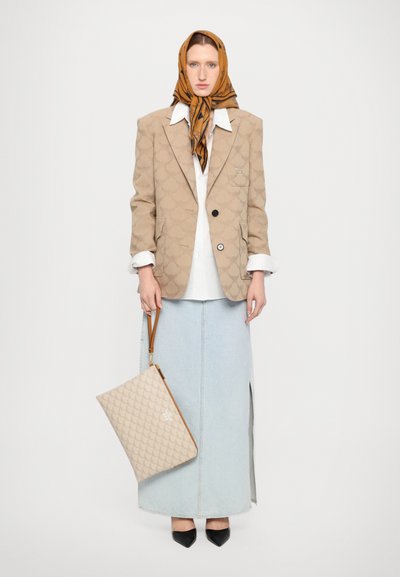 MCM HIMMEL LAURETOS FLAT POUCH - Clutch - oatmeal