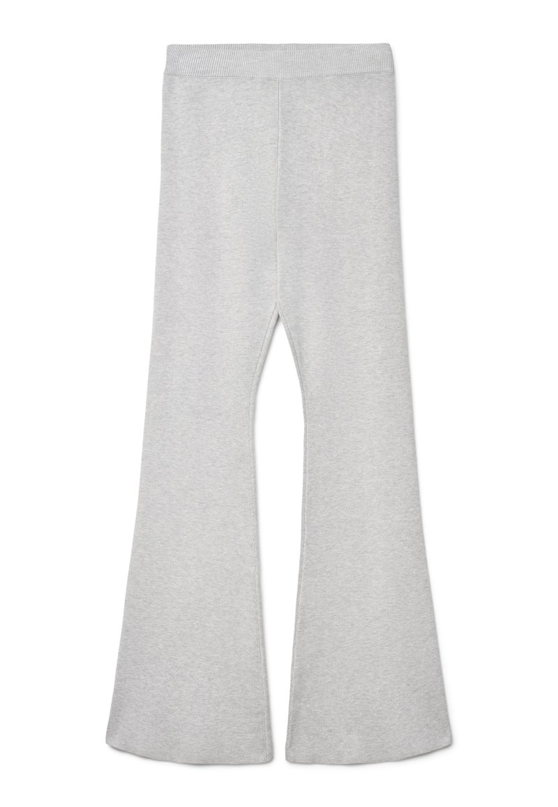 Graue ausgestellte Hose aus weichem Stoff, mit breitem Bund und glatter Textur, am Saum ausgestellt geschnitten.