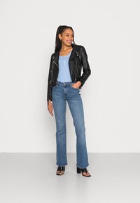 Pieces PCKITTE - T-shirt básica - vista blue