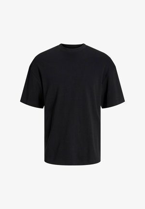 Yksinkertainen musta lyhythihainen pyöreäkauluksinen t-paita, rento istuvuus, sileä kangas, valkoista taustaa vasten esillä.