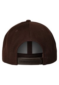 Brun tekstureret kasket med et semi-struktureret design. Har en justerbar plastrem og ventilationshuller bagpå.
