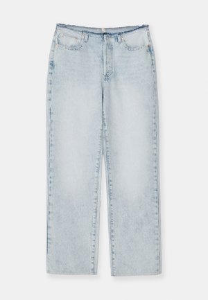 Lys blå denimjeans med rett benpassform, fem lommer, glidelås med knappelukking og falmet tekstur. Ingen synlig slitasje.