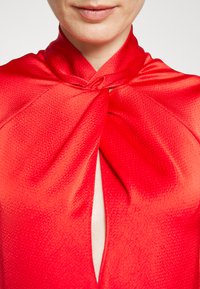 HUGO KUMBARULA - Robe de soirée - open pink