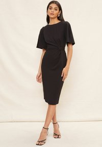 Friends Like These FLUTTER SLEEVE KNOT WAIST DETAIL MIDI TAILORED - Žerzejové šaty - black