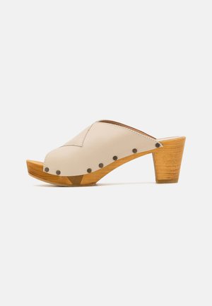 KELO SQUARE FLEX  - Clogs - off white