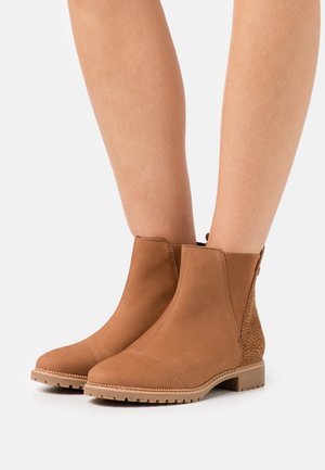 TOMS, Bottines - brown