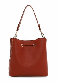Borsa a secchiello in pelle rossa con superficie strutturata, manico superiore singolo e chiusura con coulisse, dotata di occhietti e accessori in tonalità argento.