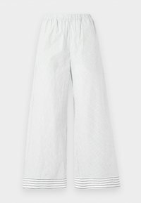 Επιλέχθηκε, black/white