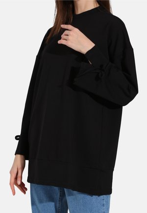 Collegepaita - black