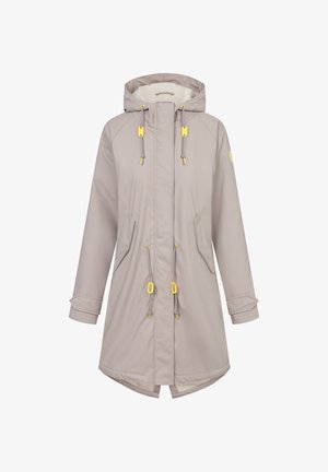 Lichtbeige jas met een fleece-voering in de capuchon, verstelbare trekkoorden, gele hardware-accenten en zijvakken; knielang met opgerolde manchetten.