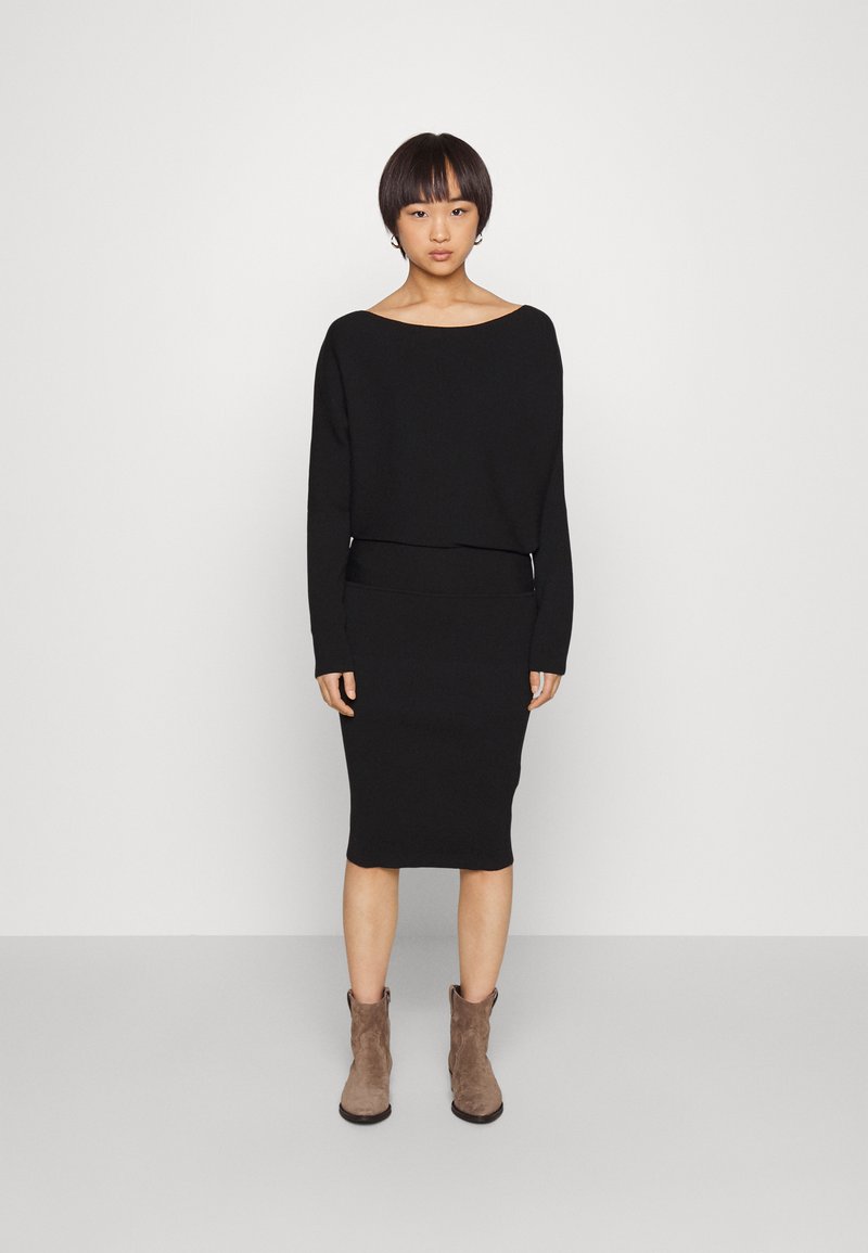 Banana Republic Petite BOAT NECK OFF SHOULDER SERENE DRESS Shift