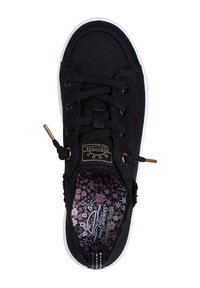 Svart snörning casual sneakers med vit sula, blommönstrad innersula och varumärkesetikett på tungan och innersulan.