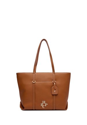 Borsa tote in pelle marrone con doppi manici, tasca frontale e iniziali in metallo BCPH nella parte inferiore centrale.