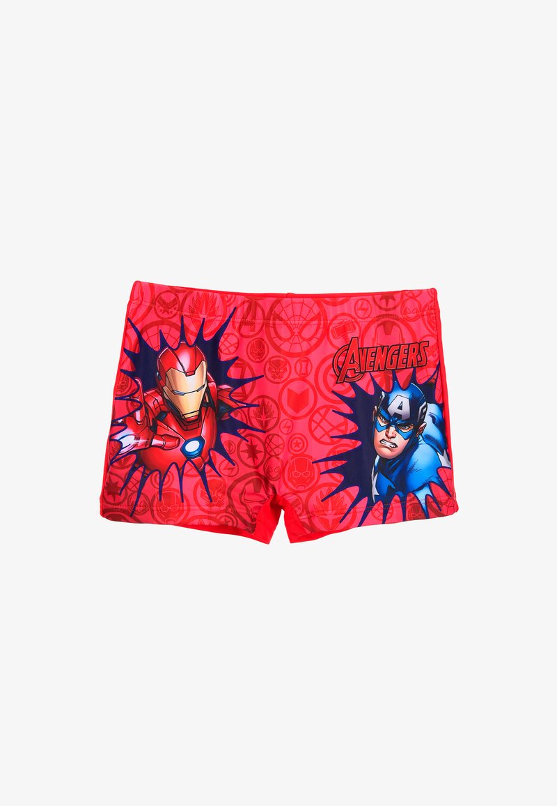 Shorts de bain rouges avec des designs d'Iron Man et de Captain America. Les shorts ont une texture lisse et une impression vive et dynamique.