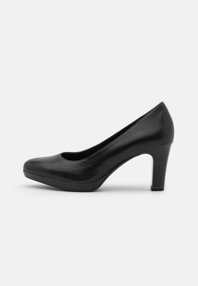 Plateaupumps - black