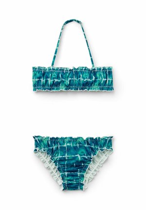 Zestaw bikini z topem typu bandeau i dopasowanymi majtkami. Wykonany z materiału w niebiesko-zieloną tie-dye z falbankami i regulowanymi ramiączkami.