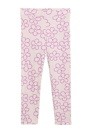 Leggings aus leicht pinkfarbenem Stoff, mit einem wiederholten Muster aus lila Blüten und Herzformen in der Mitte. Glatte Textur, figurbetontes Design.