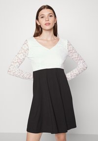 VILA VIKALILA DOLL DRESS - Vestido de malha - optical snow/black