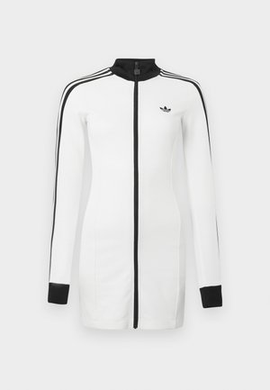 Casaco branco com fecho de correr e detalhes em preto, com mangas compridas, gola alta, logótipo adidas e três riscas pretas em cada ombro.