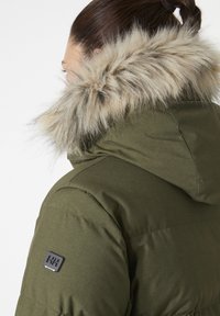 Helly Hansen BLOSSOM PUFFY - Žieminis paltas - utility green