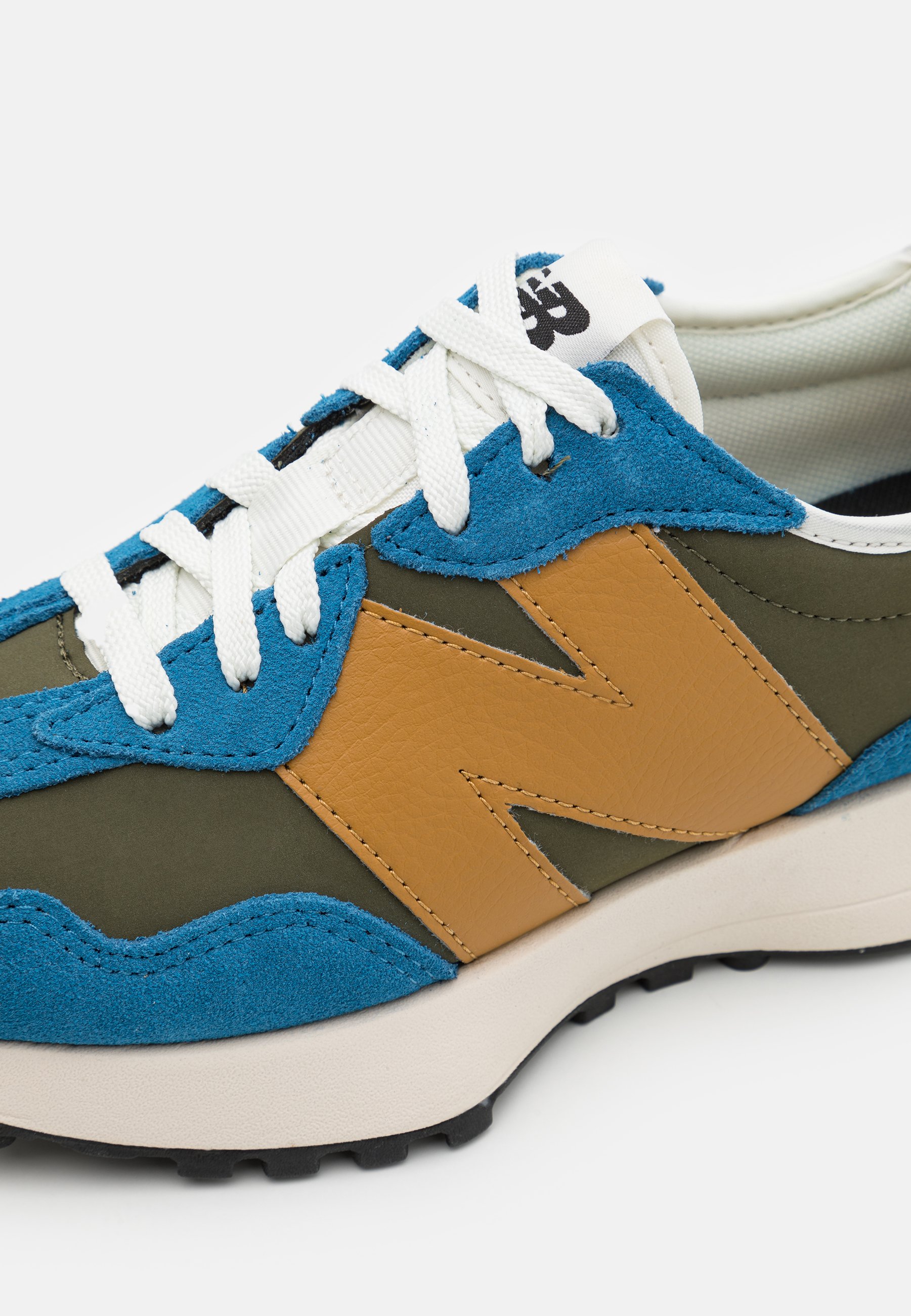 New Balance 327 UNISEX - Sportbačiai 