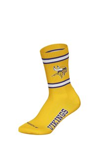 Żółta skarpeta za kostkę o prążkowanej fakturze, z fioletowymi i białymi paskami oraz logo Wikingów po boku, oznaczona napisem "VIKINGS" na palcu.