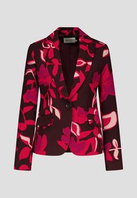 Bloemige blazer in donkerburgundy met grote roze en witte bloemenpatronen. Voorzien van een notch lapel, enkele knoopsluiting en twee voorzakken.