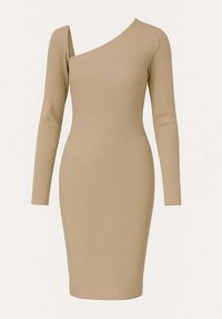 Beżowa sukienka o długości do kolan, prążkowana, z asymetrycznym dekoltem i jednym długim rękawem. Wykonana z elastycznej, teksturowanej tkaniny.