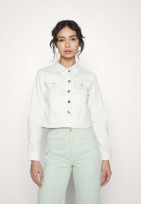 Vero Moda Petite VMLUNA SLIM JACKET MIX  - Traper jakna - cloud dancer