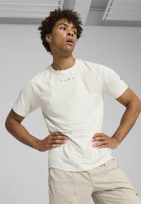 Seleccionado, vapor gray