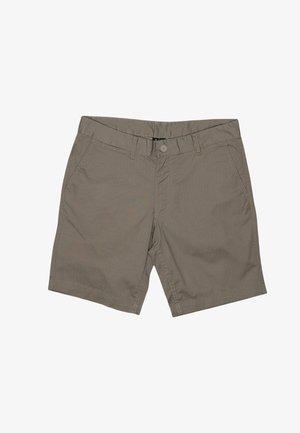 Shorts pour hommes couleur kaki à motif, avec fermeture par bouton et fermeture éclair, passants pour ceinture et poches latérales, sur fond blanc.