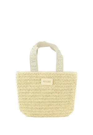 Piccola borsa tote beige intrecciata con manici in tessuto larghi, con la scritta "YES ZEE" e una toppa rettangolare con logo abbinata sul davanti.
