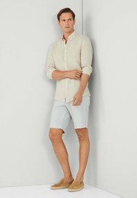 Hackett London GARMENT DYE  - Košeľa - beach