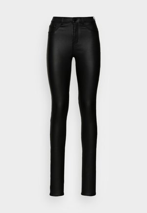 Calças skinny pretas feitas de um material liso e elástico. Apresenta uma cintura alta, cinco pockets e um fecho de botão. Design elegante e ajustado.