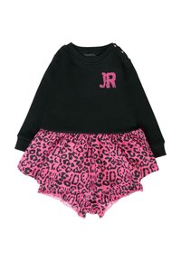 Czarna sukienka z długim rękawem, z różową spódnicą w panterkę i logo "JR". Posiada zapięcie na zatrzask na ramieniu oraz elastyczny pasek w talii dla lepszego dopasowania.
