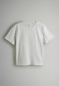 T-shirt en coton gris clair à manches courtes et col rond, présenté à plat sur un fond clair uni.