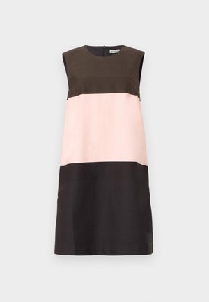 Sukienka bez rękawów o kroju A z blokami kolorów w ciemnym brązie, jasnym różu i czerni, z okrągłym dekoltem i zapięciem na zamek błyskawiczny z tyłu.