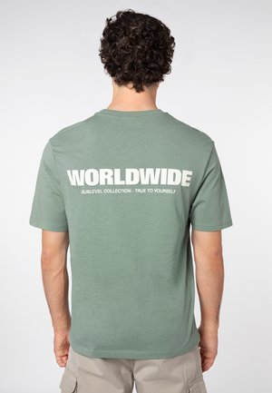Sublevel, WORLDWIDE - T-Shirt print - light green