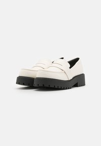 Monki Sapatos sem atacadores - white