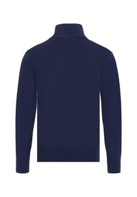Maglione blu navy con collo alto, maniche lunghe e polsini e bordo a coste. Tessuto morbido con una consistenza liscia, senza motivi visibili o decorazioni.