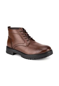 Hnědé kožené kotníkové boty s kulatou špičkou, s černými gumovými podrážkami, šněrovacím designem a jemnými detaily v šití.