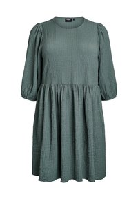 Unselected, balsam green