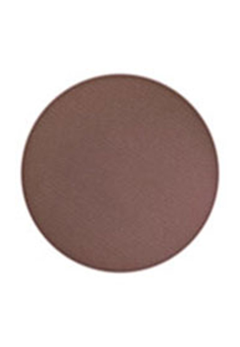 Braunes Puder-Lidschatten in einer runden Dose, mit mattem Finish und glatter Textur, etwa 5 cm im Durchmesser.