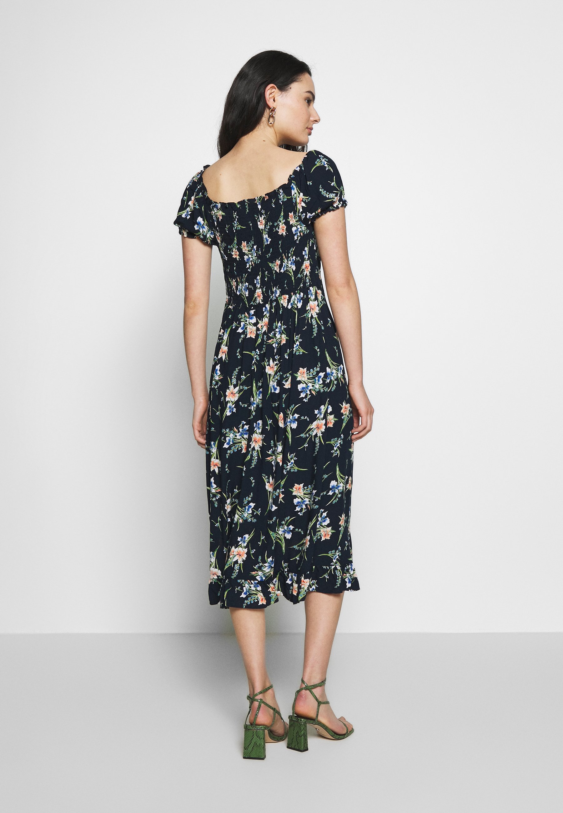 Dorothy Perkins FLORAL MILKMAID MIDI DRESS Kjole navy Dorothy Perkins BUTTON THROUGH MIDI DRESS - Jerseykjole - navy