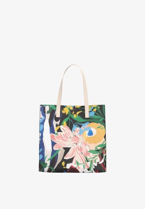 Tote bag met crèmekleurige handvatten, met een kleurrijk bloem- en bladmuster in roze, geel, blauw, groen en zwarte achtergrond.