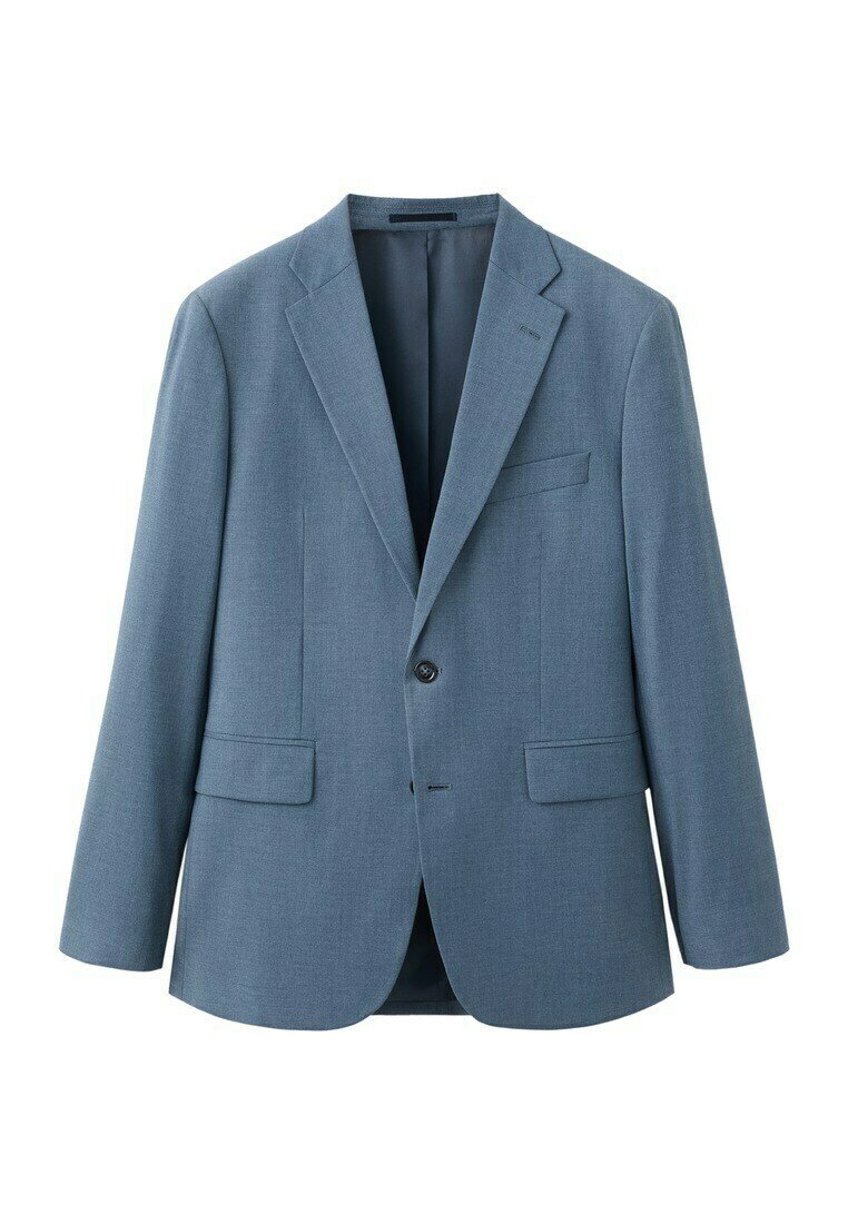 Blazer de hombre azul claro con un solo botón, solapas con muesca y bolsillos con solapa, presentado sobre un fondo blanco.