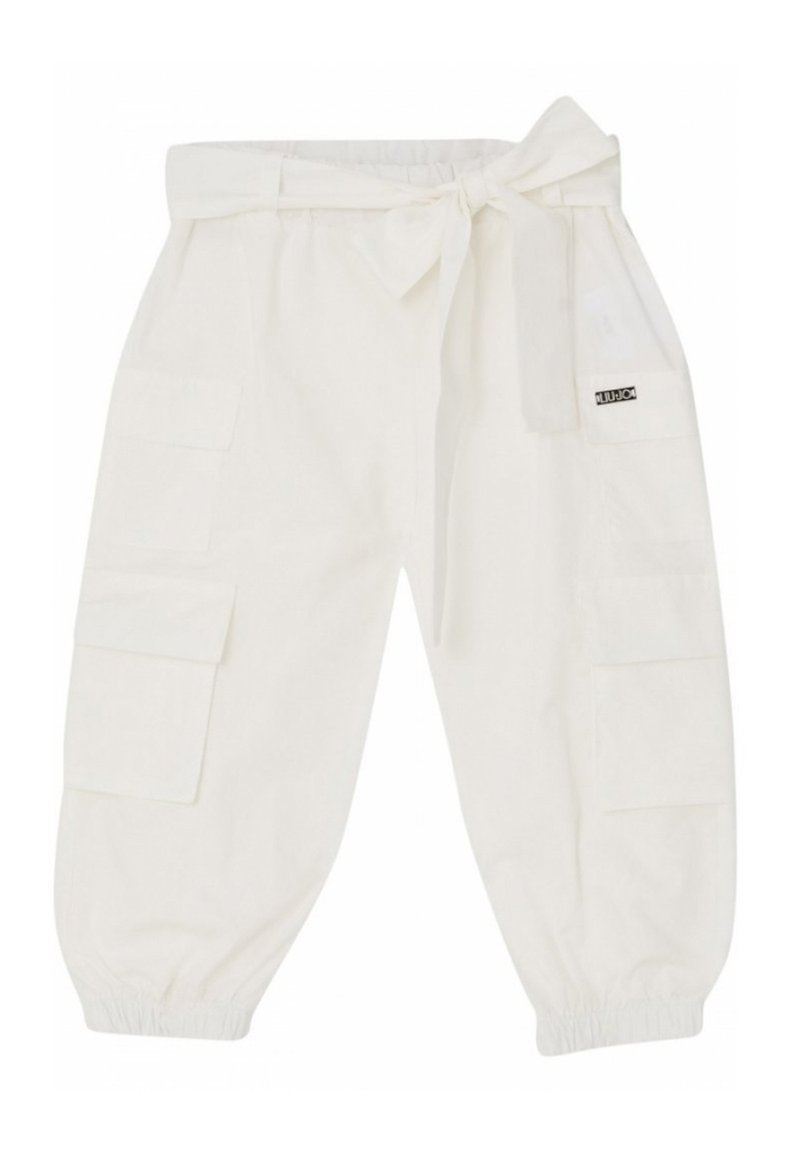 Pantaloni cargo bianchi con vita regolabile tramite cordoncino, dotati di due grandi tasche laterali e polsini elasticizzati. Realizzati in un tessuto leggero.